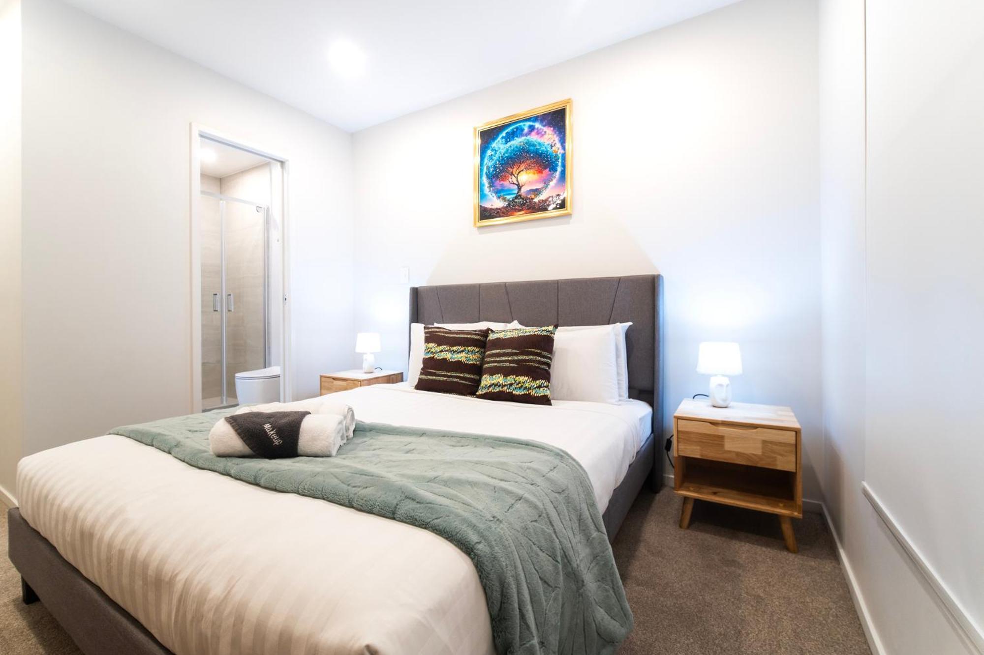 Modern Townhouse Close To City With Full Kitchen - Ellerslie Auckland Exterior photo
